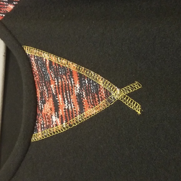 Long sleeve Storyteller 96% Polyester - 4% Spandex  VERY SOFT - Picture 4 of 6